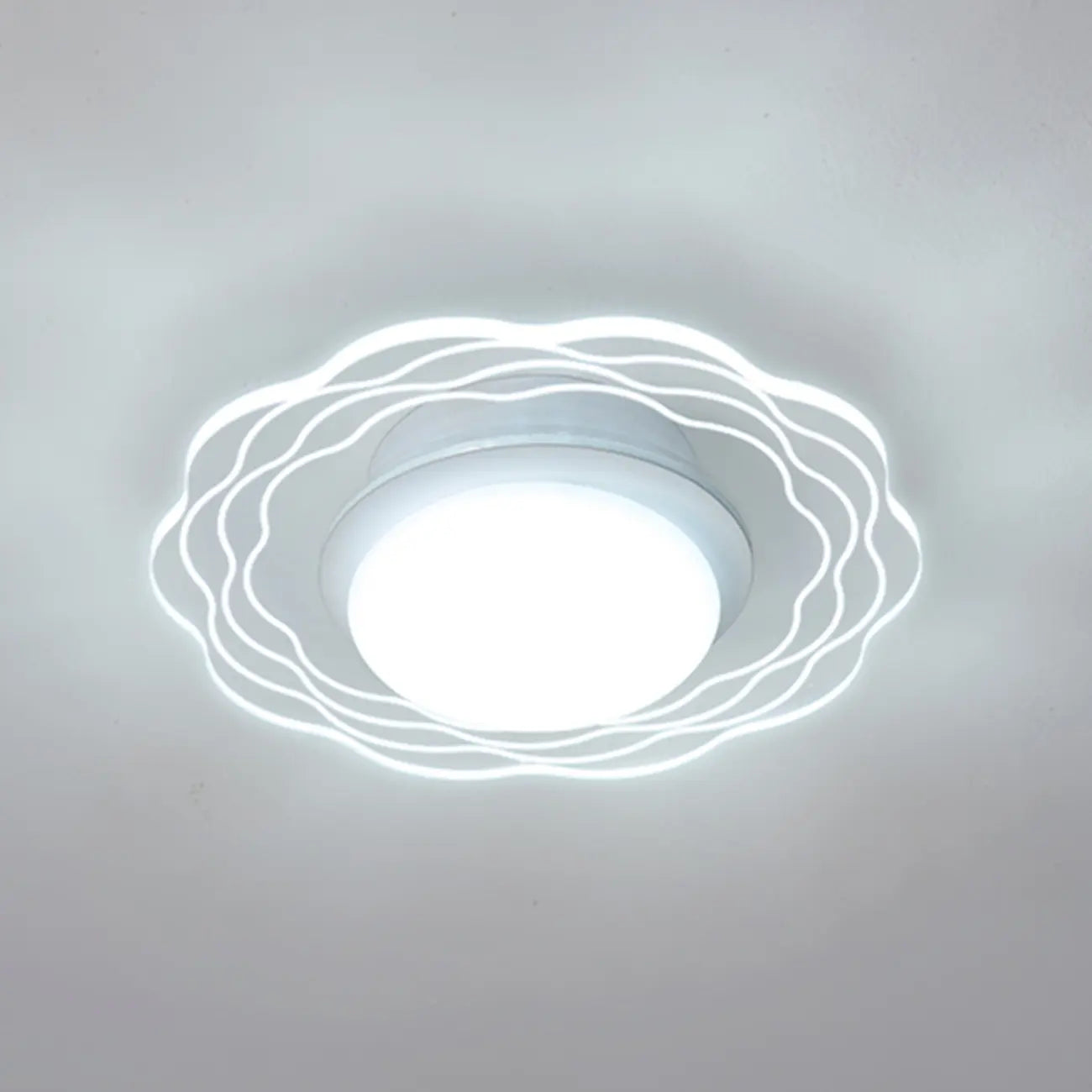 Mini plafonnier encastré blanc artistique à abat-jour floral dimmable