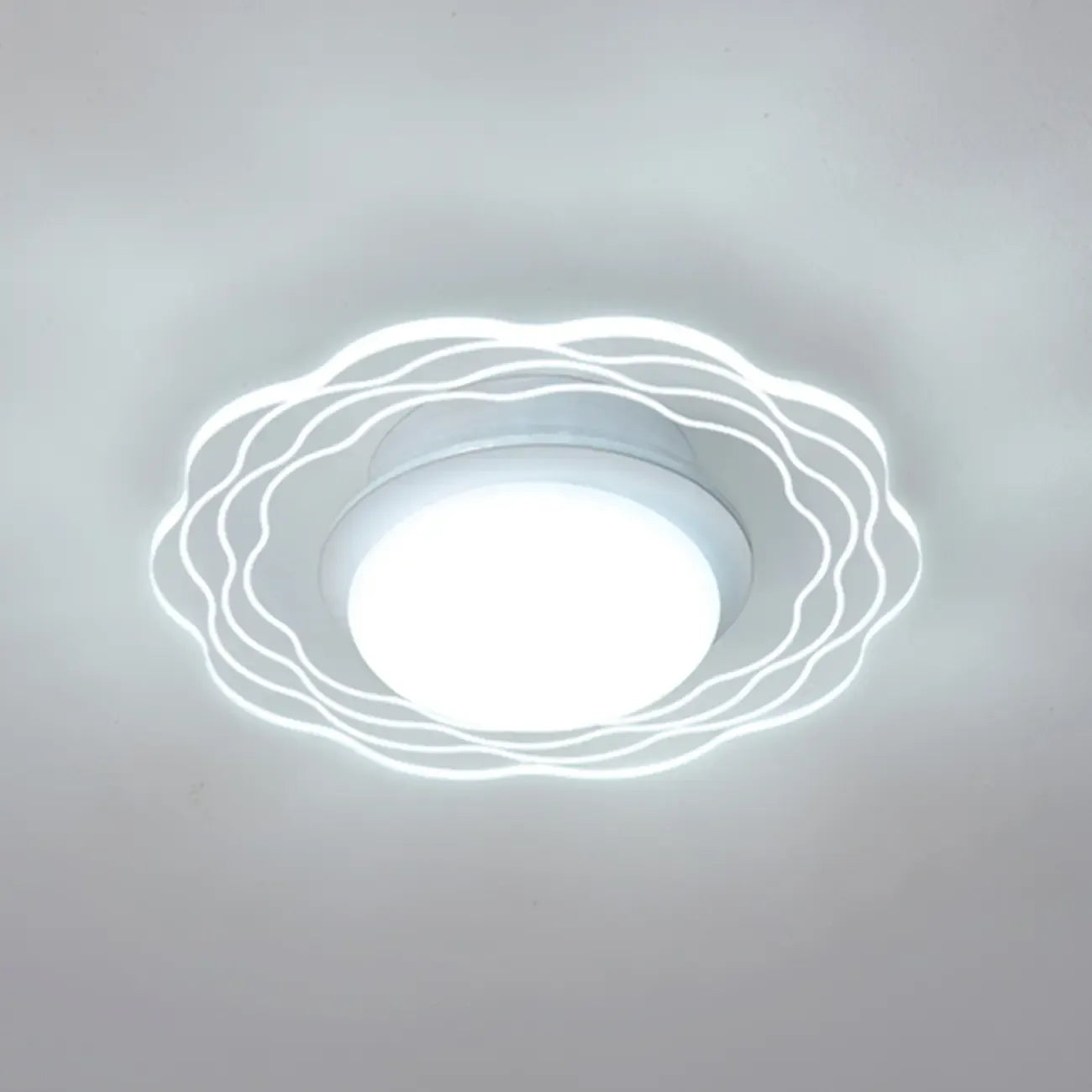 Mini plafonnier encastré blanc artistique à abat-jour floral dimmable