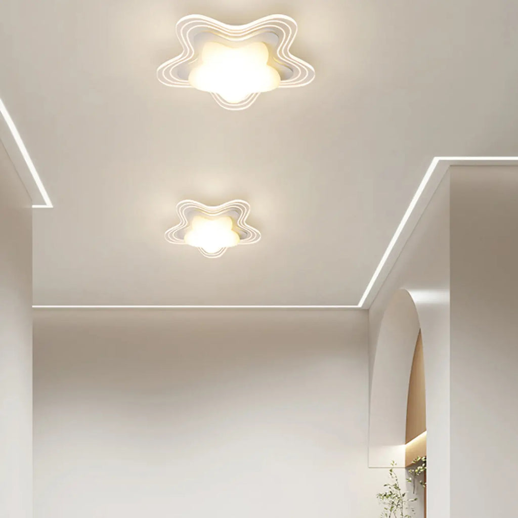 Mini plafonnier encastré blanc artistique à abat-jour floral dimmable