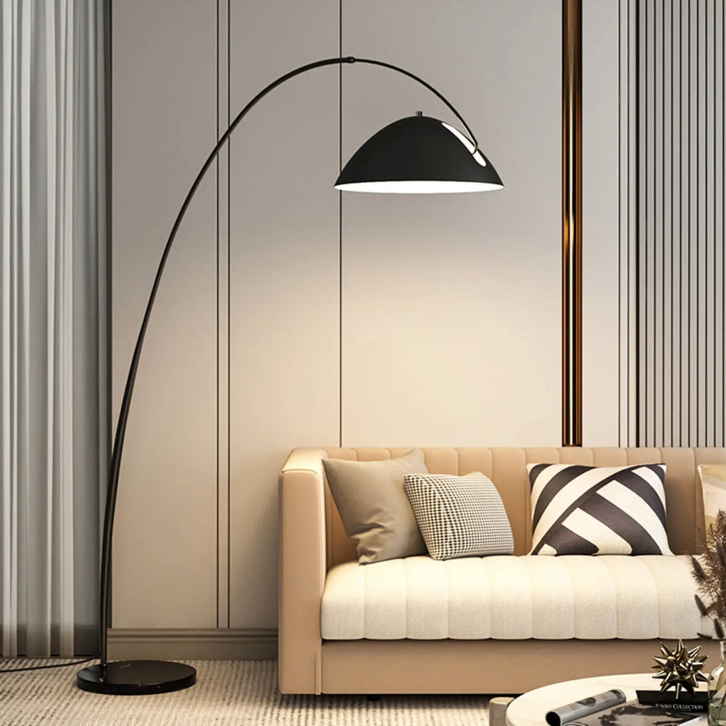 Lampada da terra ad arco nera regolabile a LED per l'arredamento del soggiorno