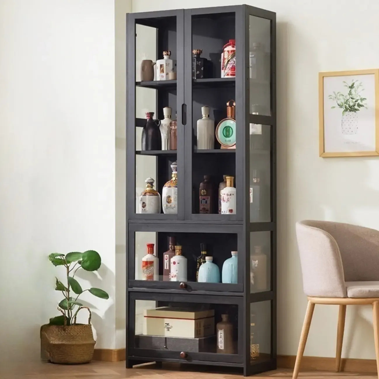Vitrine contemporaine à 5 étagères en bambou et verre noir