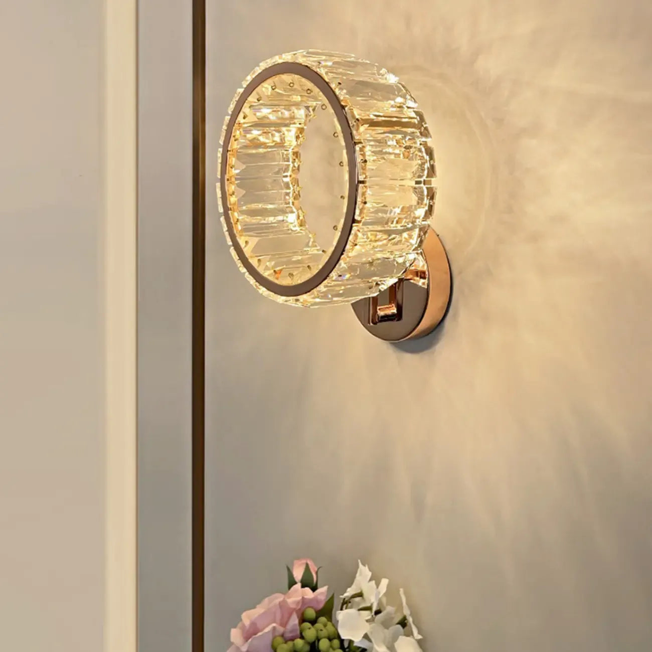 Applique murale ronde en cristal à intensité variable pour la décoration des espaces de vie