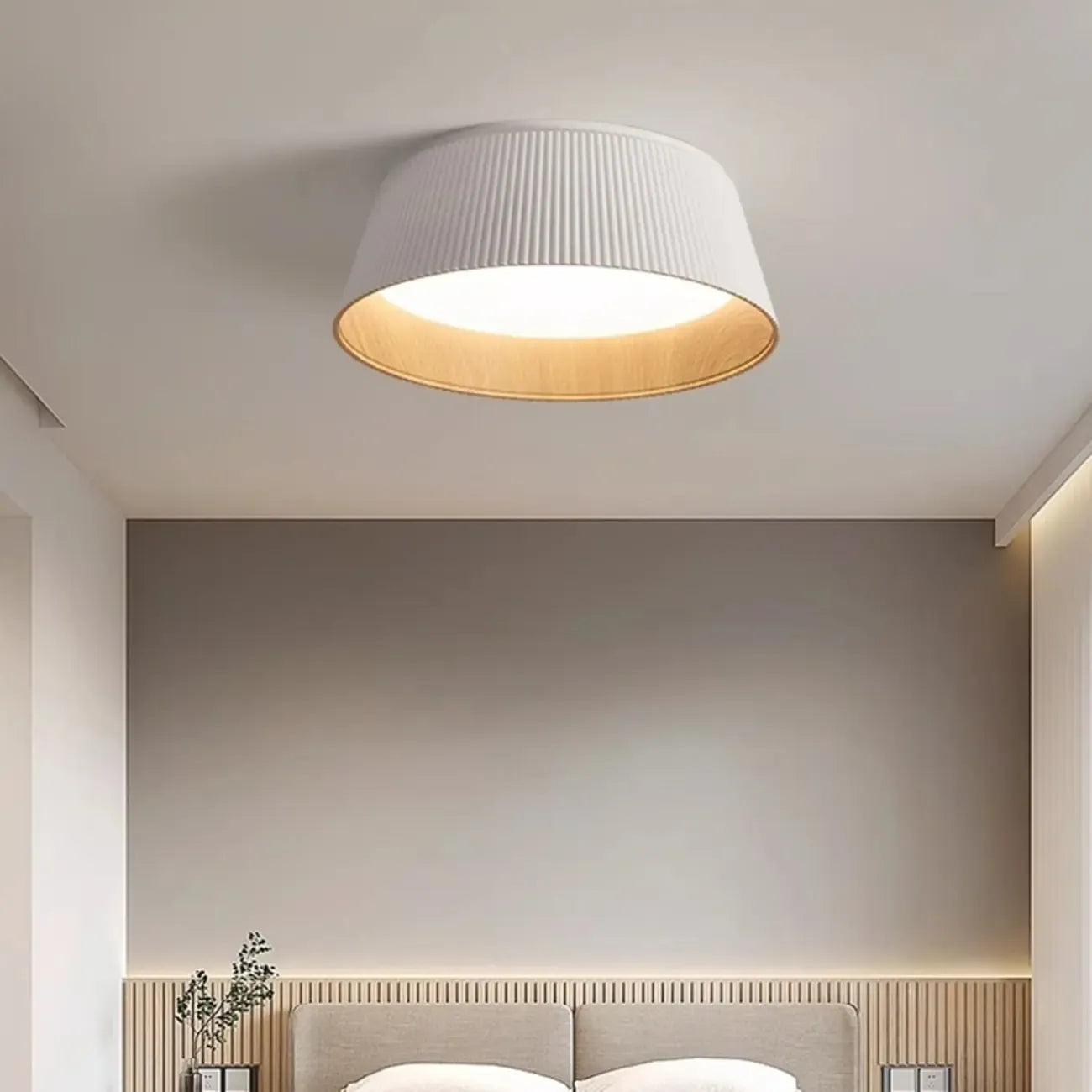 Plafonnier LED encastré rond évasé moderne à intensité variable
