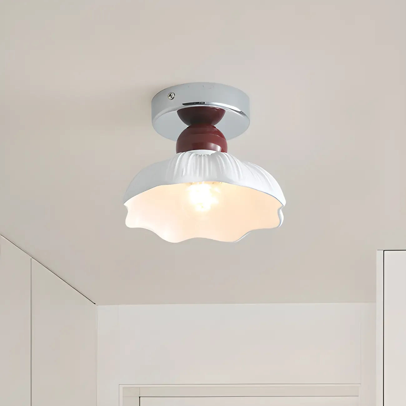 Plafonnier semi-encastré élégant à LED en résine pour la décoration intérieure