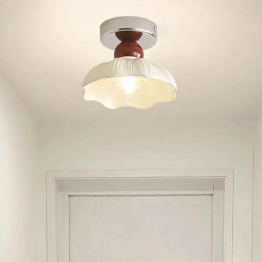 Plafonnier semi-encastré élégant à LED en résine pour la décoration intérieure