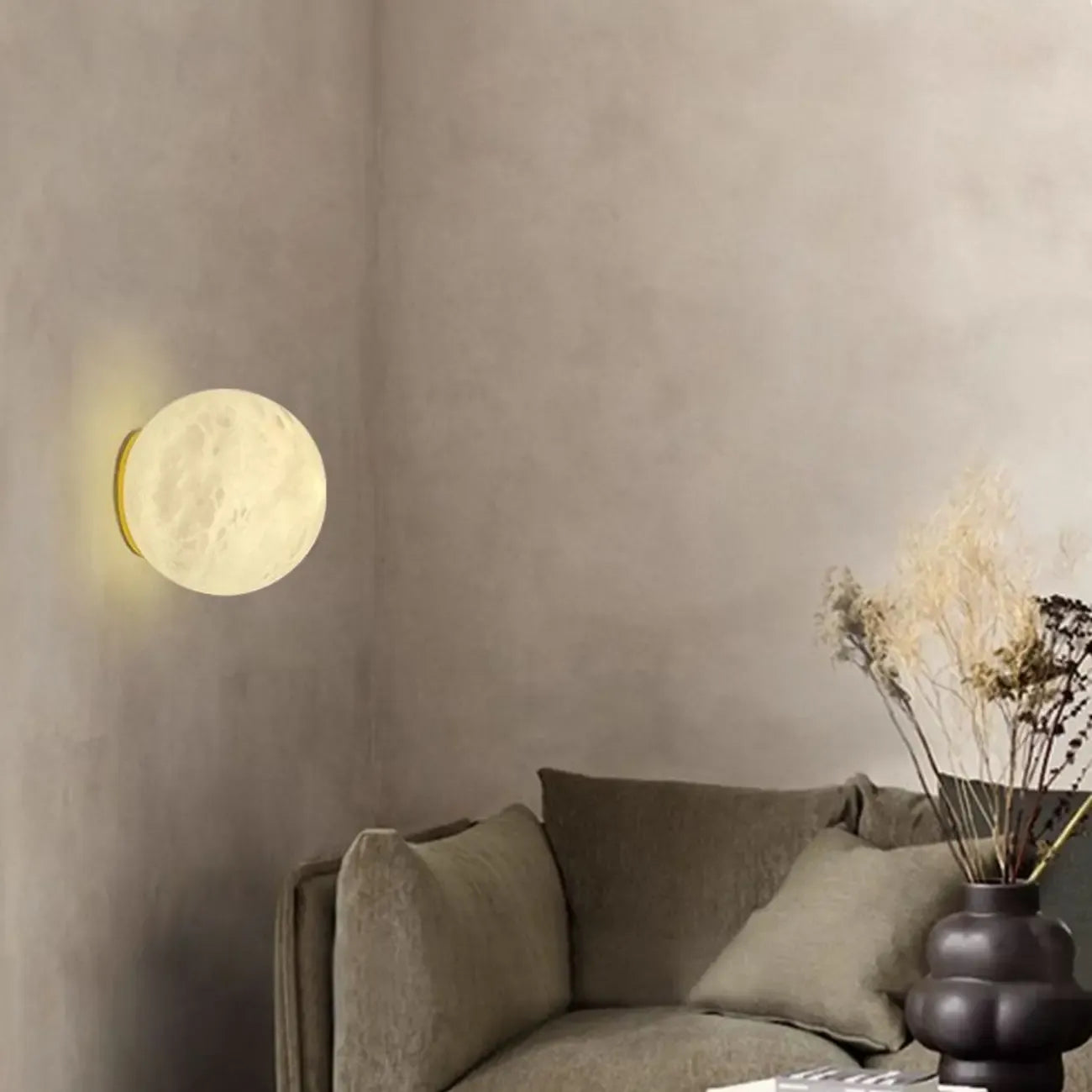 Applique murale globe Art Déco avec base en métal doré