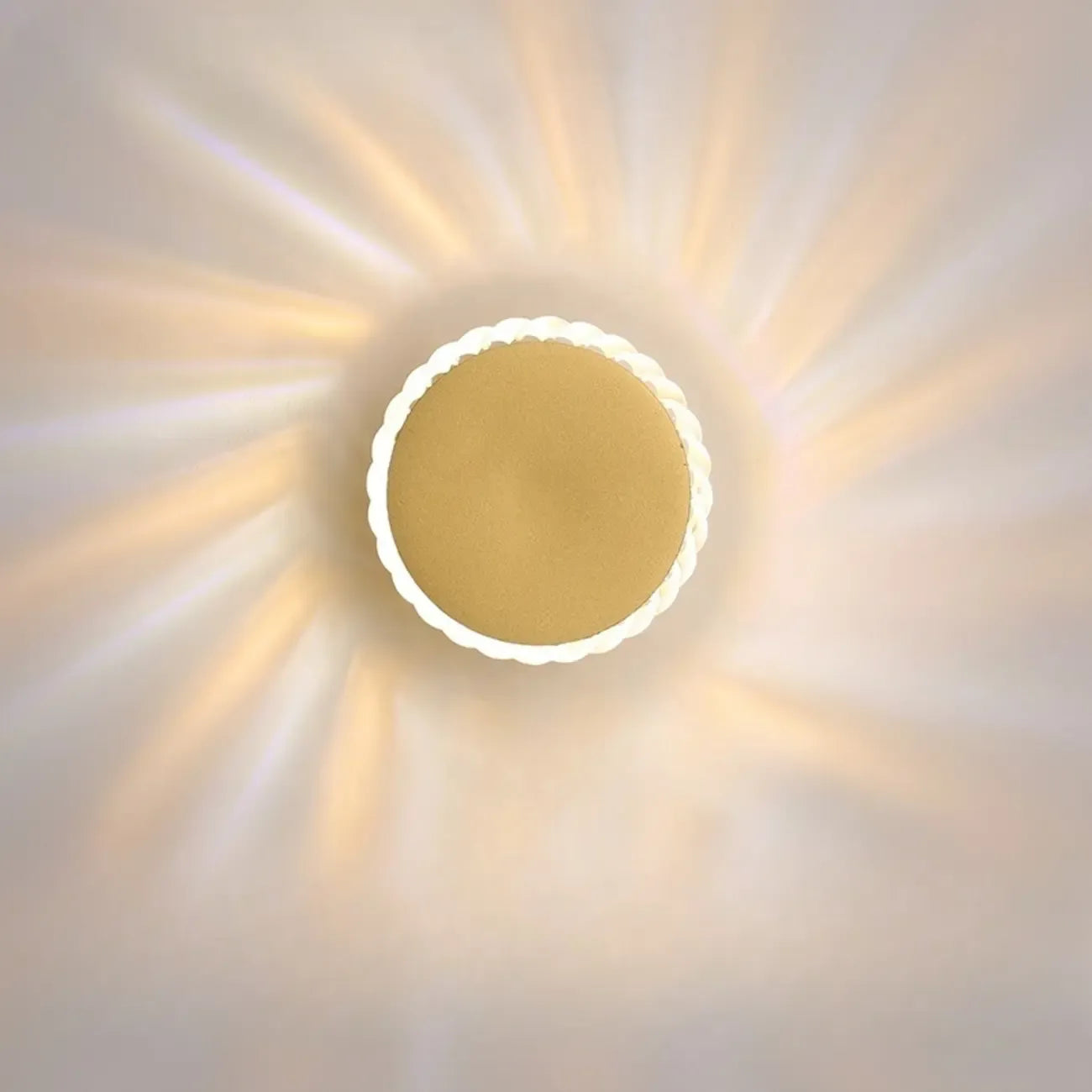 Applique murale minimaliste ronde en métal en forme de soleil