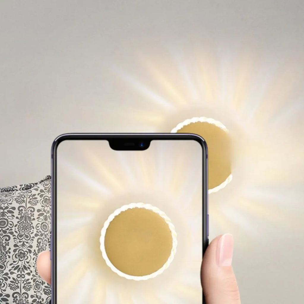 Applique murale minimaliste ronde en métal en forme de soleil