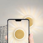 Applique murale minimaliste ronde en métal en forme de soleil