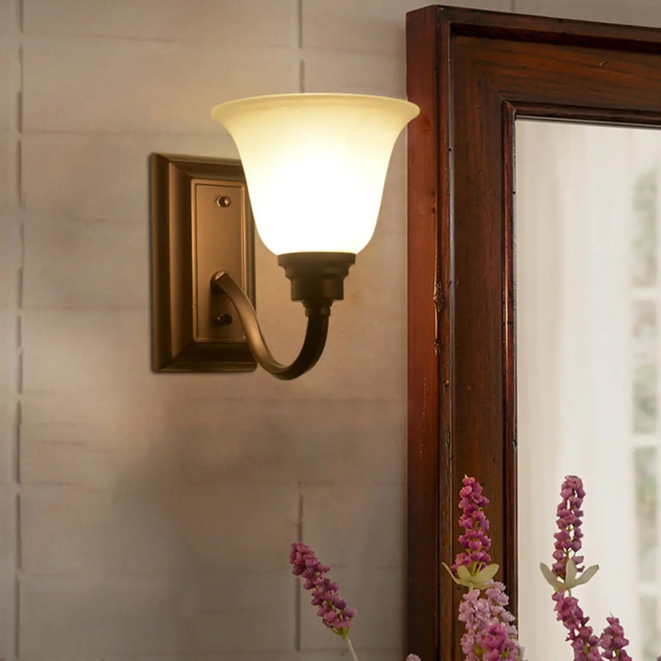 Applique murale classique et moderne en verre cloche pour salle de bain
