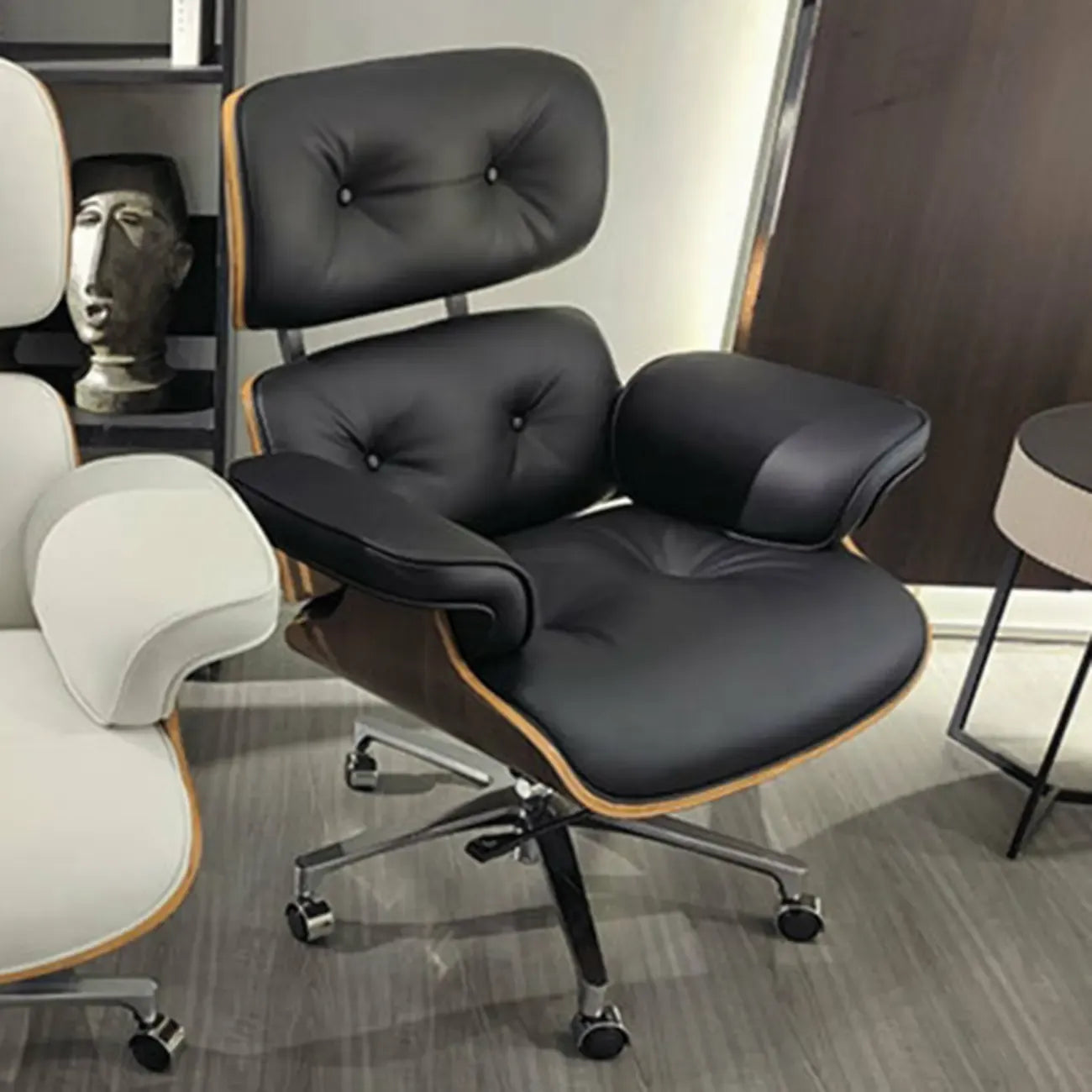 Fauteuil de bureau ergonomique moderne du milieu du siècle en cuir véritable