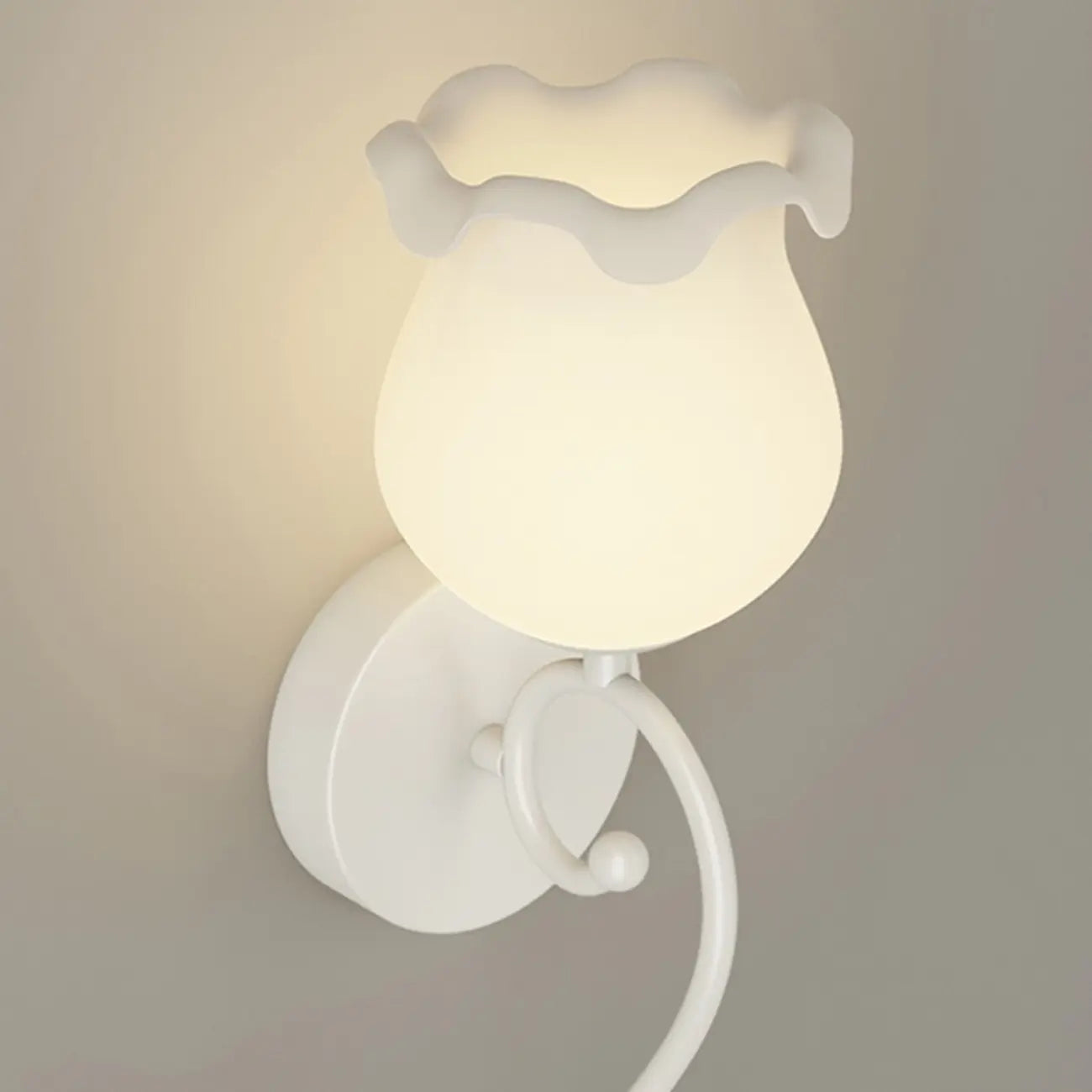 Applique murale florale de 38 à 48 cm avec abat-jour en verre pour chambre à coucher