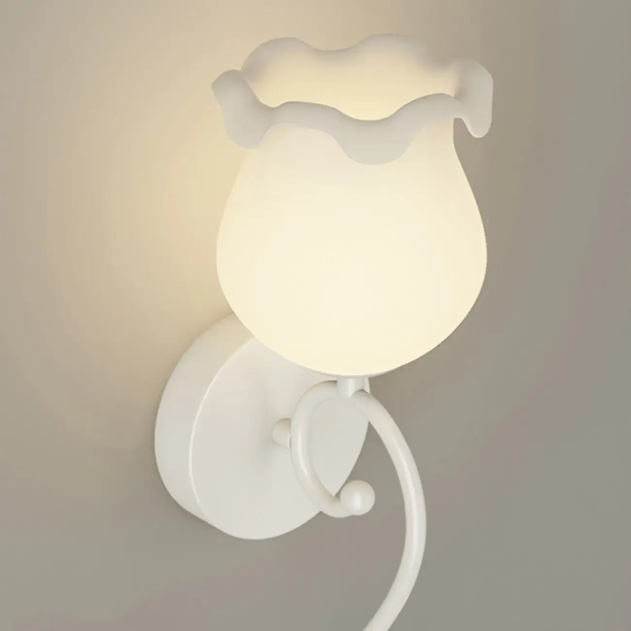 Applique murale florale de 38 à 48 cm avec abat-jour en verre pour chambre à coucher