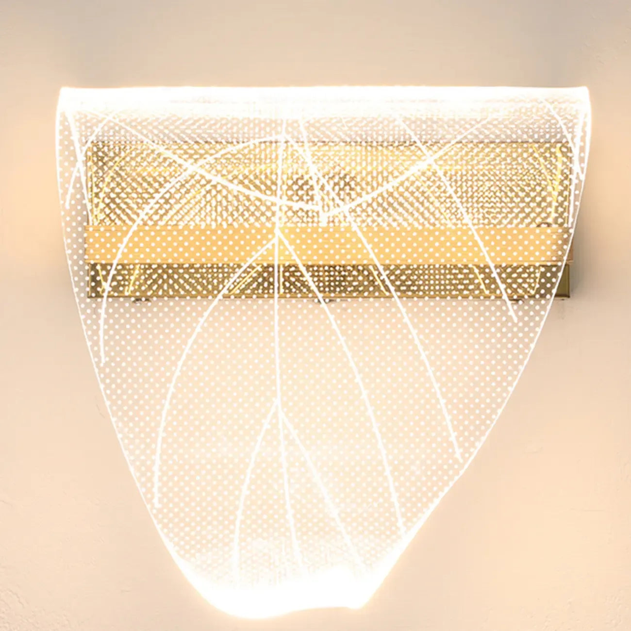 Applique murale LED dorée artistique à intensité variable pour l'éclairage de la chambre