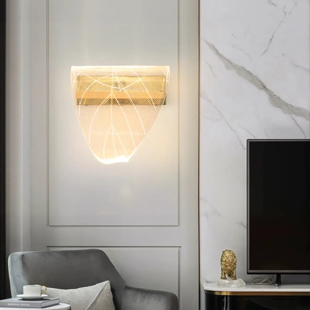 Applique murale LED dorée artistique à intensité variable pour l'éclairage de la chambre