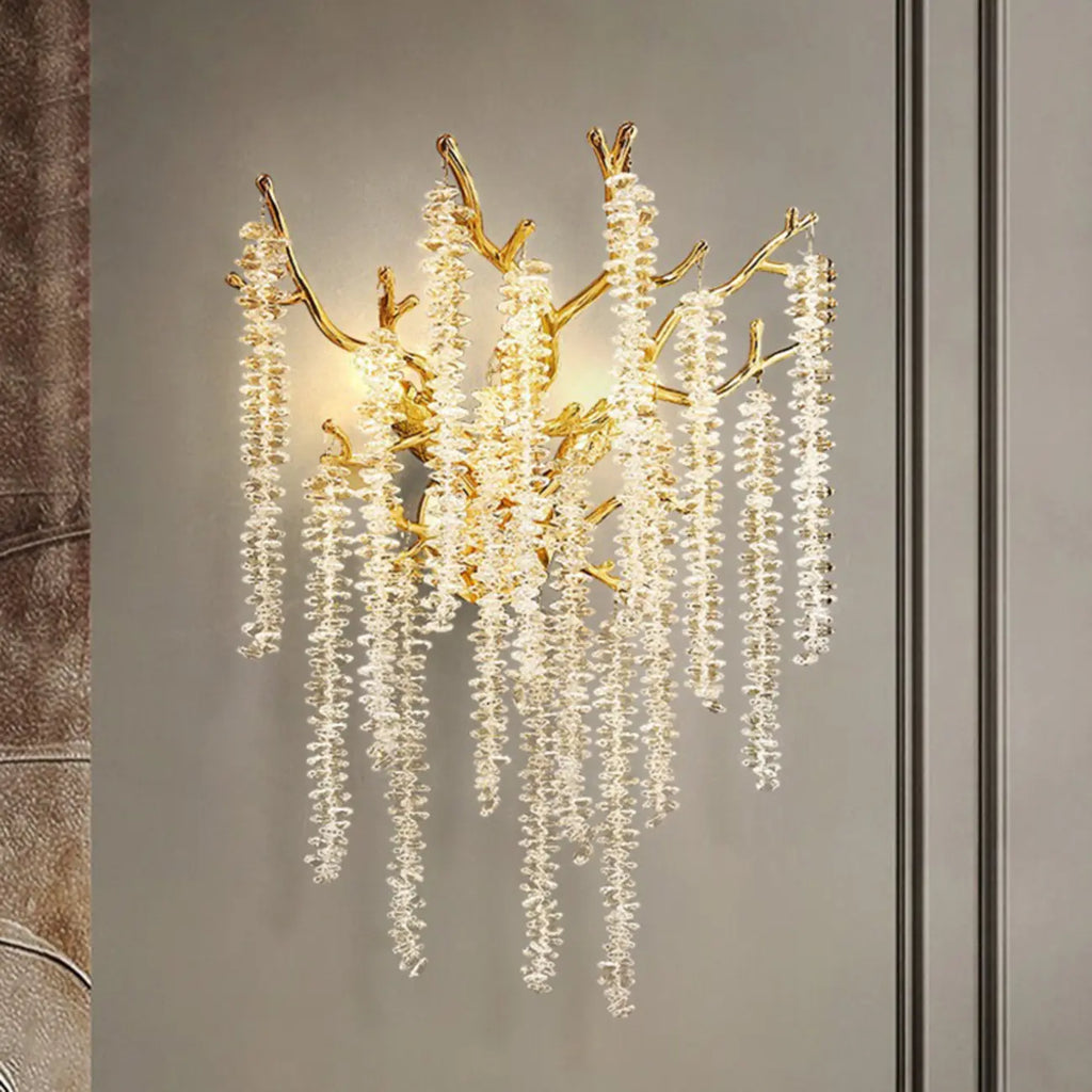 Applique murale de luxe en métal doré et cristal en forme de branche