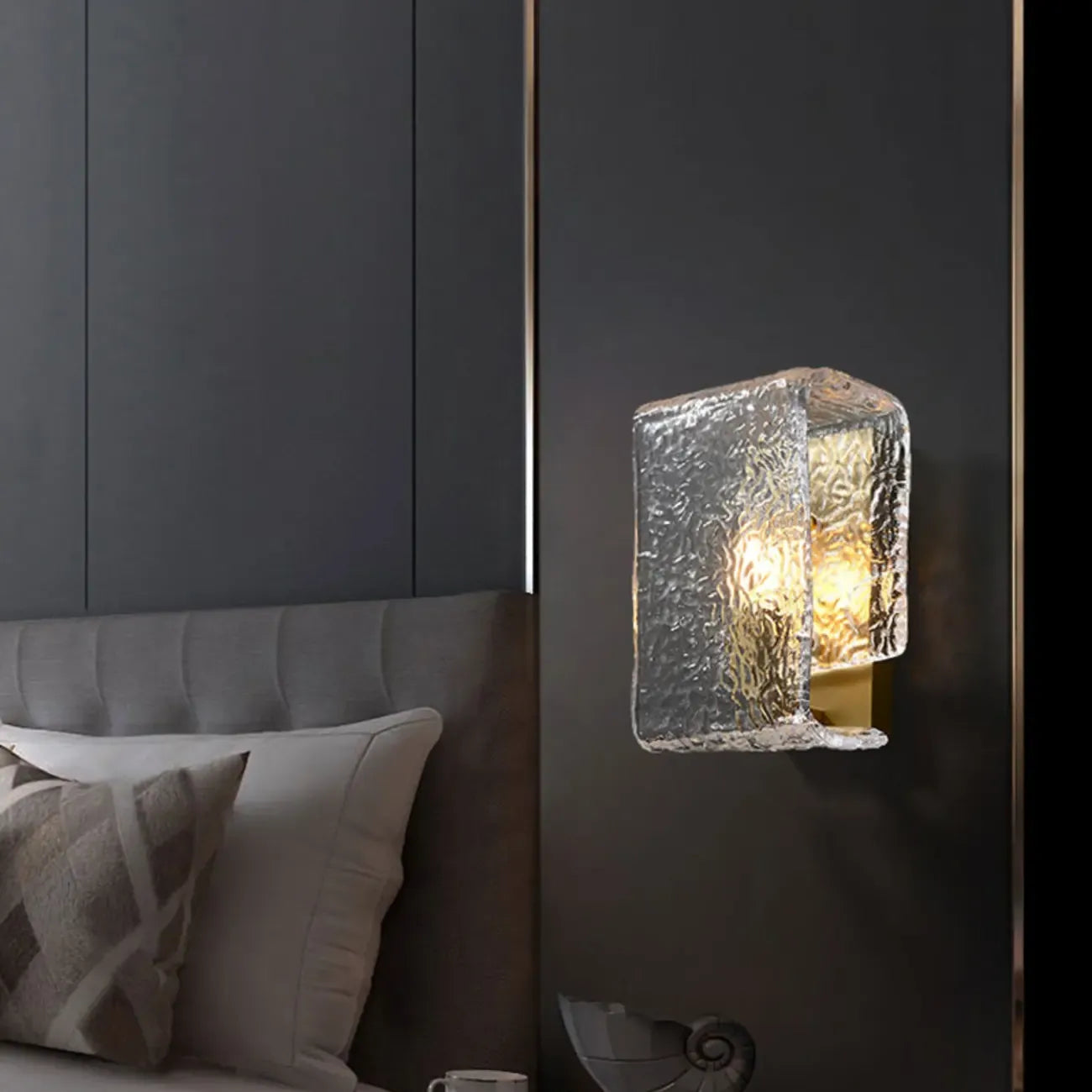 Applique murale contemporaine en verre trempé pour salle de bain