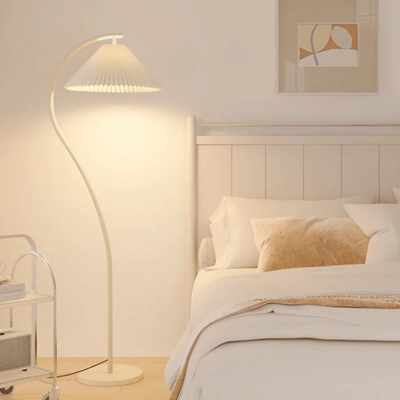 Lampadaire moderne en tissu plissé blanc et métal 61