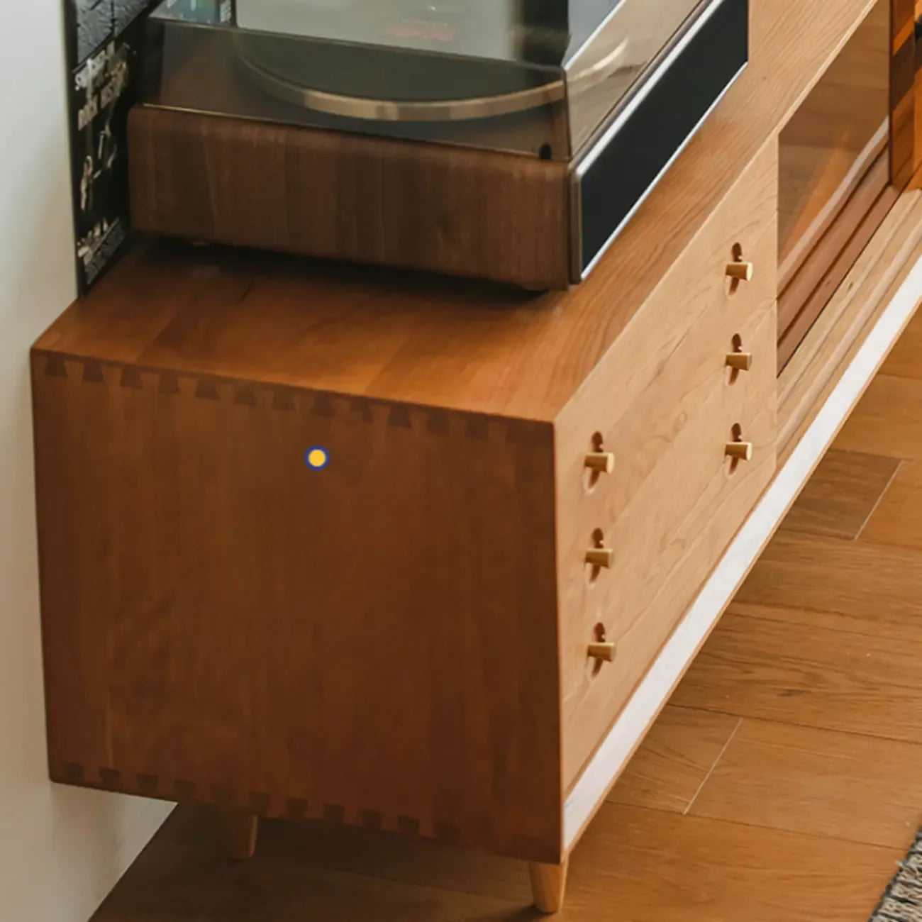 Meuble TV long scandinave en bois de cerisier avec porte