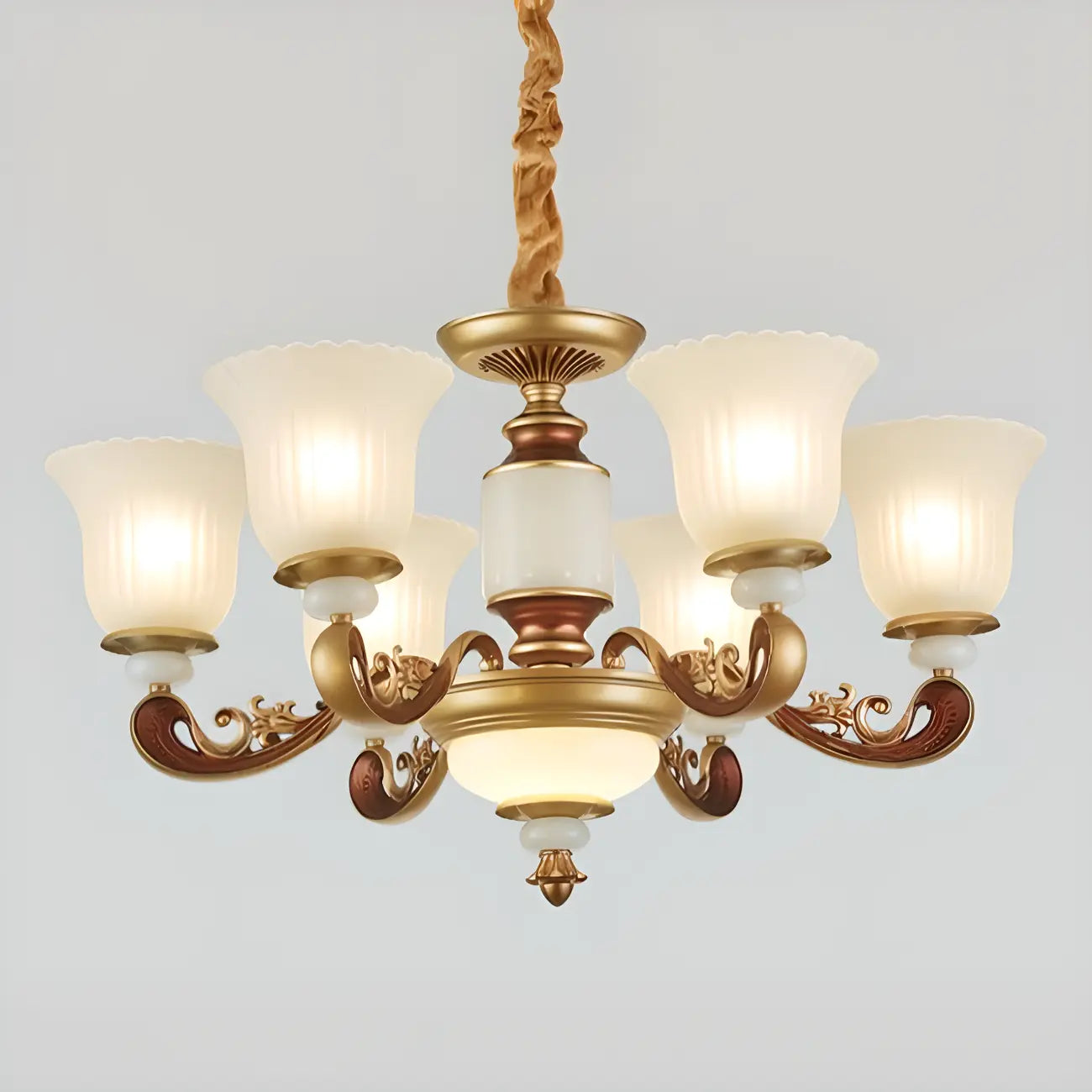 Lampadario regolabile da sala da pranzo dorato in vetro a forma di campana con luce orientata verso l'alto