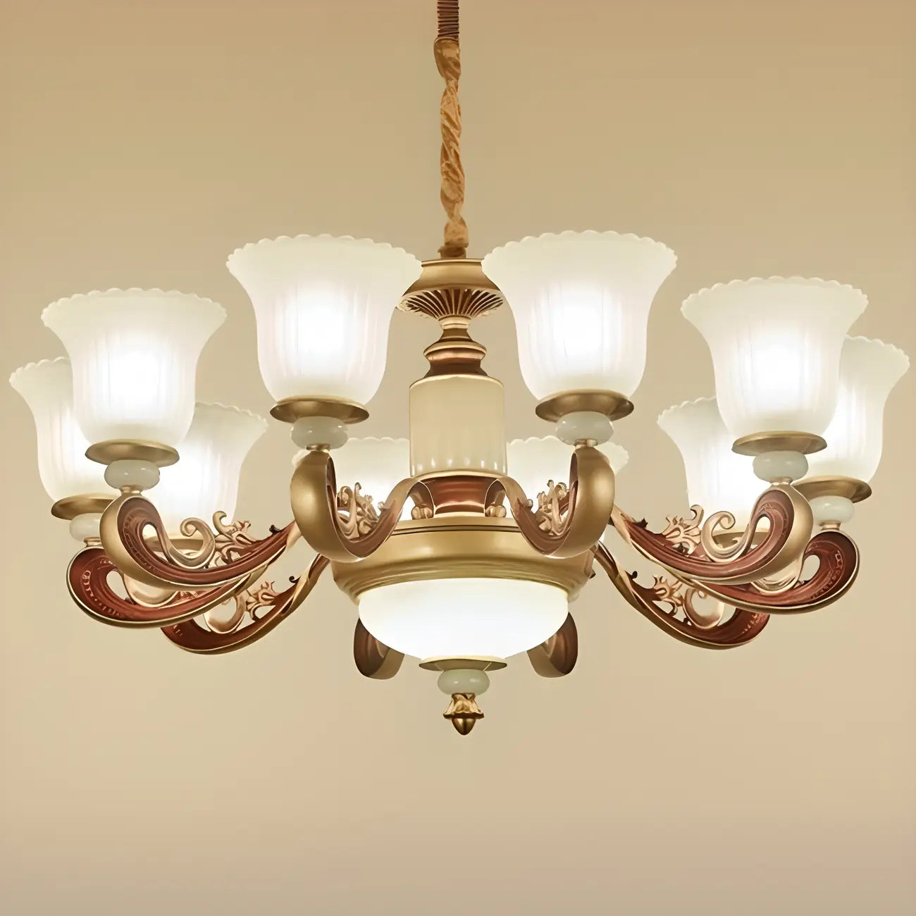 Lampadario regolabile da sala da pranzo dorato in vetro a forma di campana con luce orientata verso l'alto