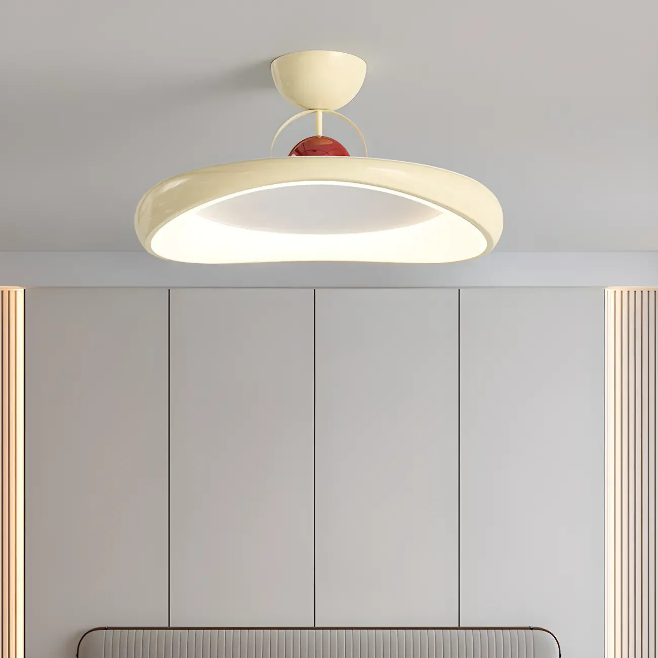 Plafonnier LED semi-encastré rond à intensité variable pour chambre à coucher