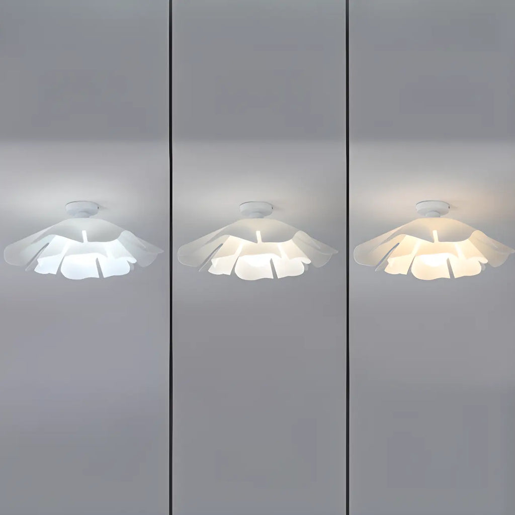 Plafonnier semi-encastré LED élégant à motif floral pour chambre
