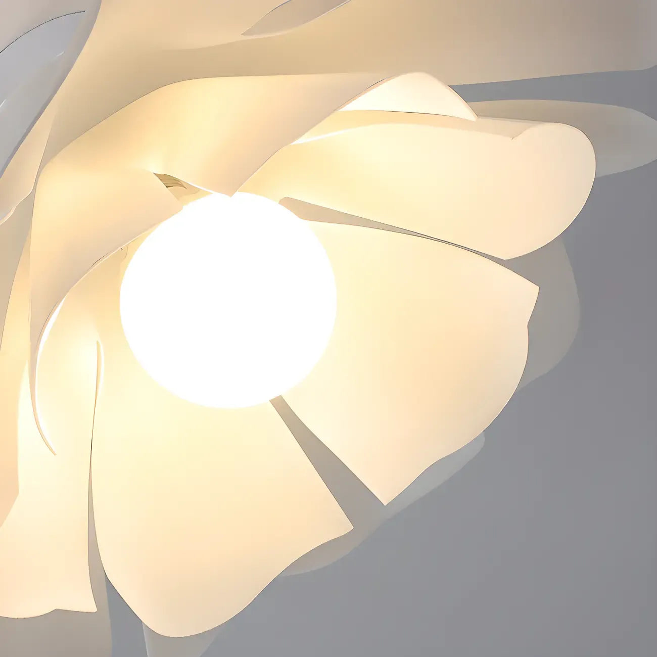 Plafonnier semi-encastré LED élégant à motif floral pour chambre