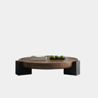 Table basse trépied ronde en bois noir et marron au style funky