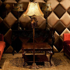 Lampadaire vintage en résine en forme de pagode pour salon