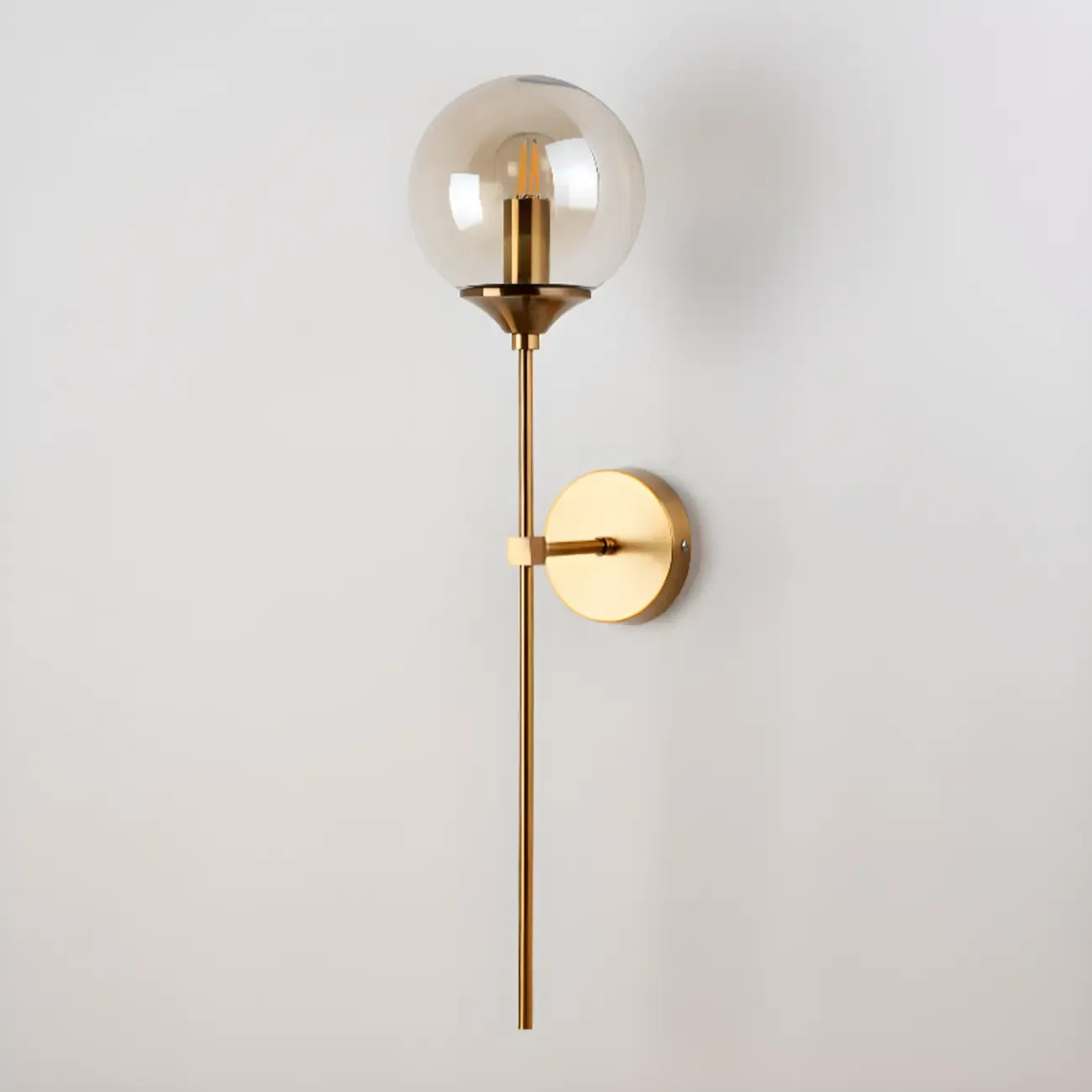 Applique murale moderne en métal avec globe en verre gris