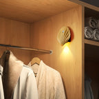 Applique murale LED rechargeable minimaliste en forme de coquillage