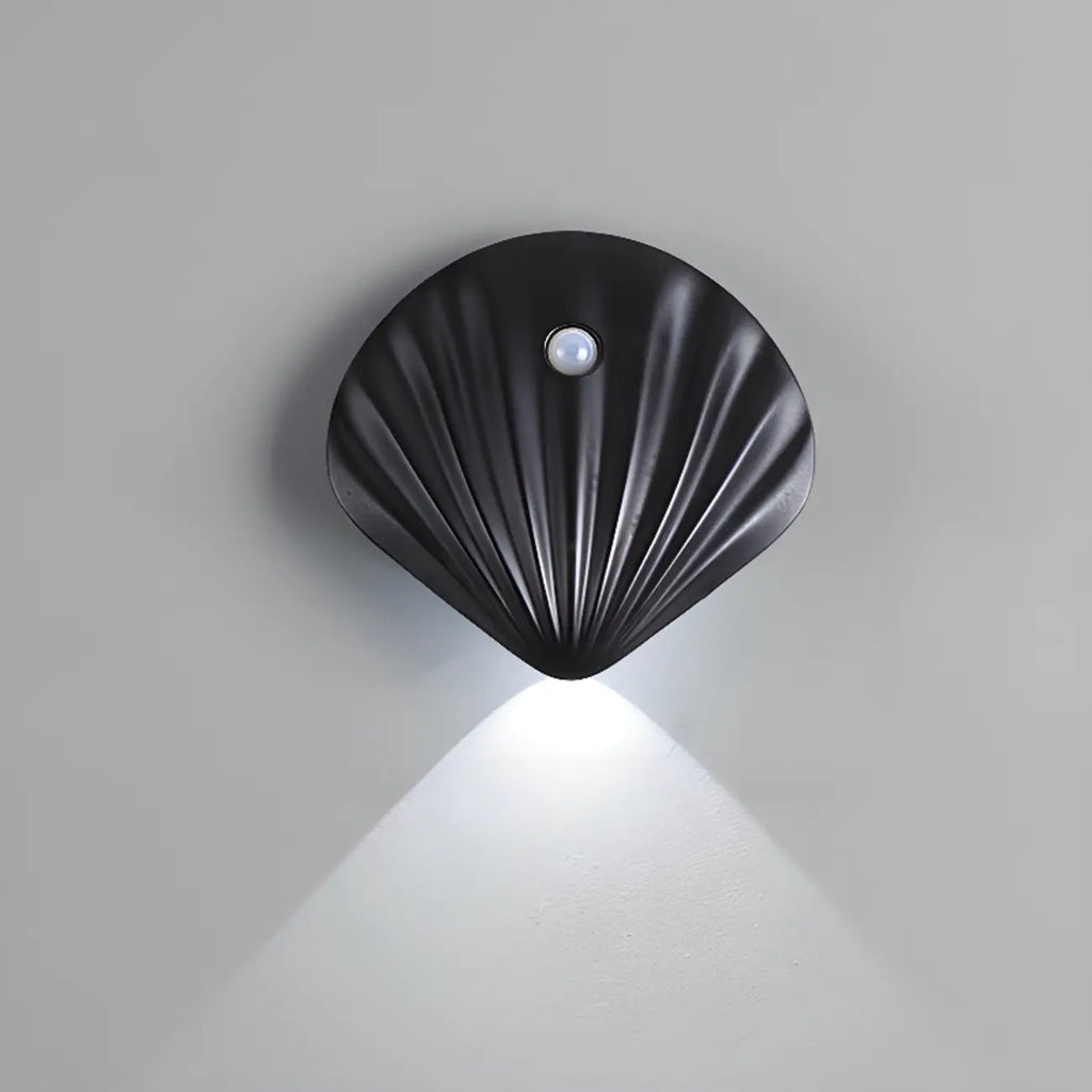 Applique murale LED rechargeable minimaliste en forme de coquillage