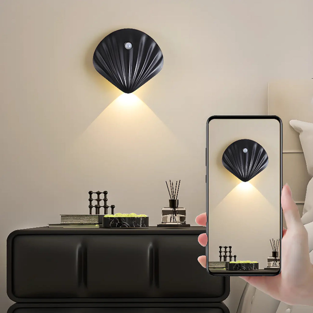 Applique murale LED rechargeable minimaliste en forme de coquillage