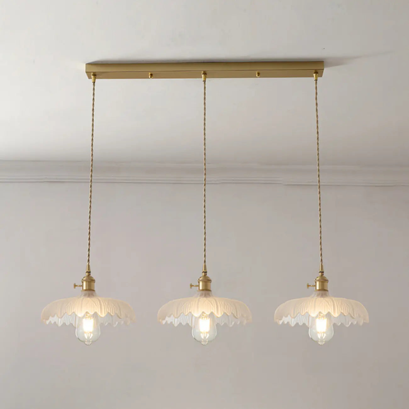 Lampadario moderno a sospensione dorato a 3 luci in vetro per cucina