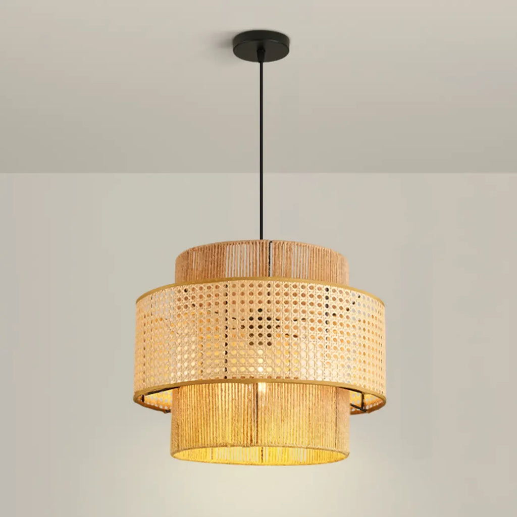 Suspension cylindrique jaune en rotin contemporain