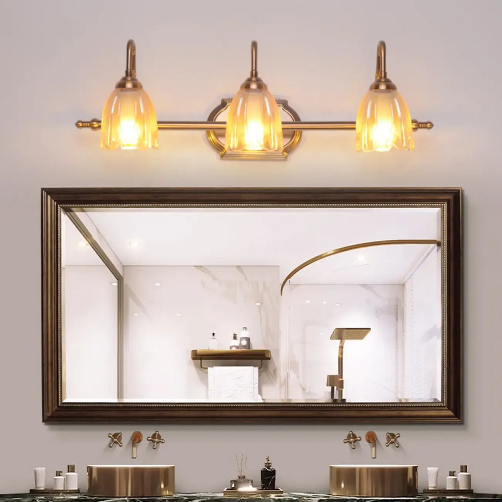 Applique murale géométrique moderne en laiton à 3 lumières pour salle de bain