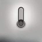 Applique murale LED minimaliste avec finition métallique pour chambre à coucher