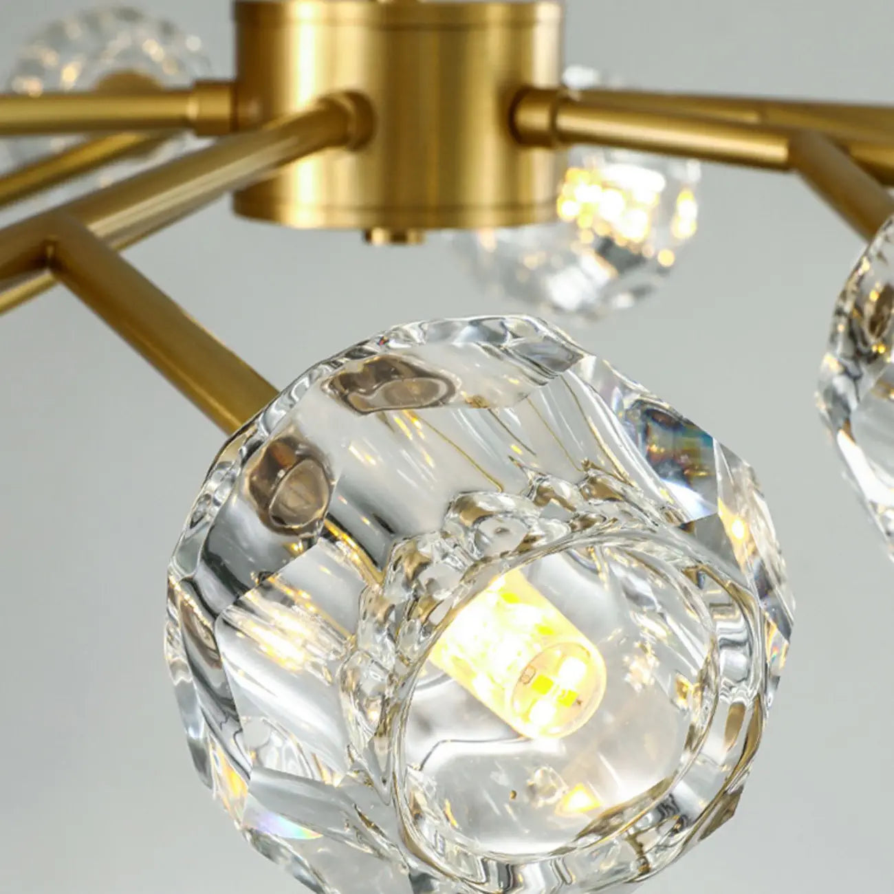 Lustre moderne Sputnik en cristal et globe doré