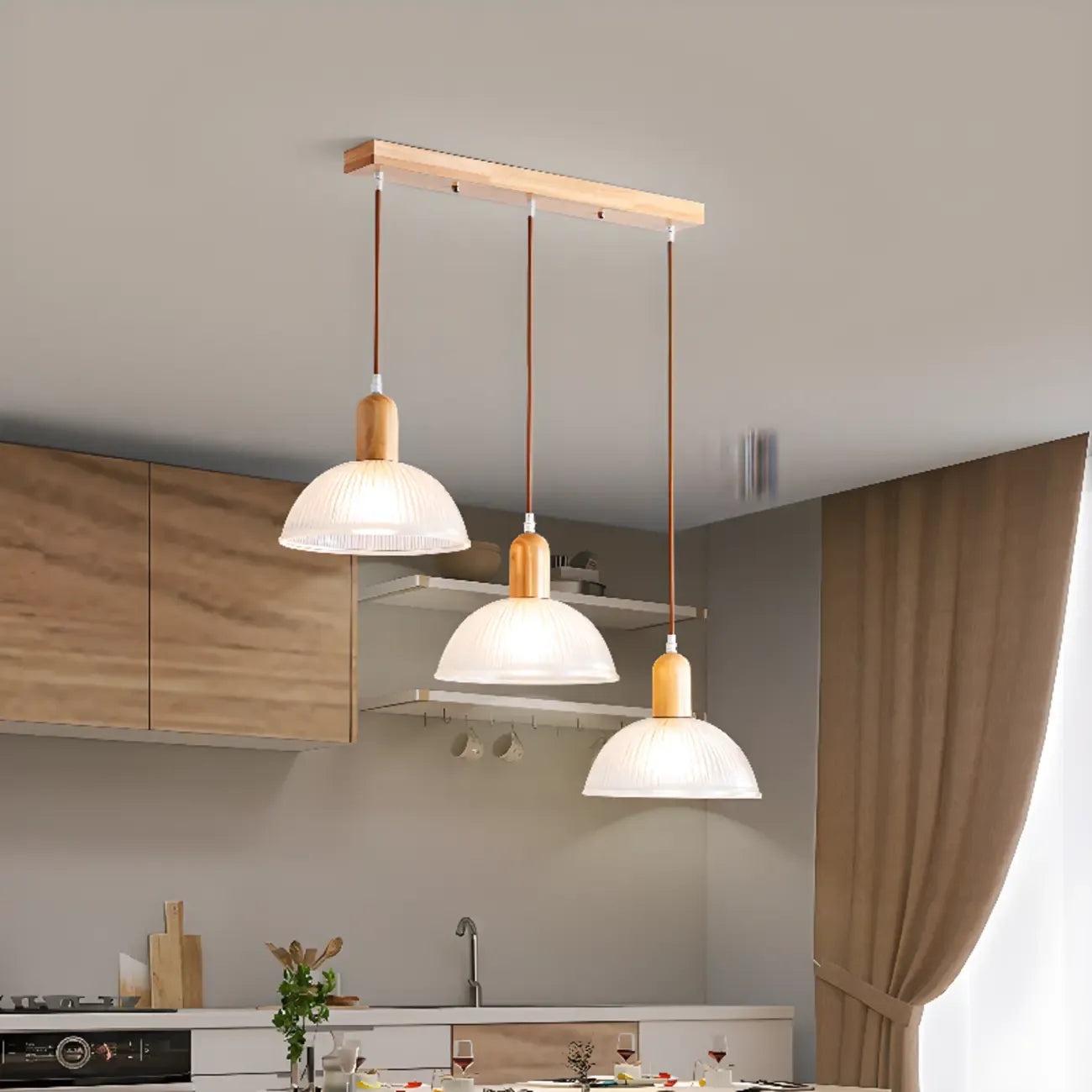 Lampada a sospensione a isola in legno con cupola in vetro regolabile per la cucina
