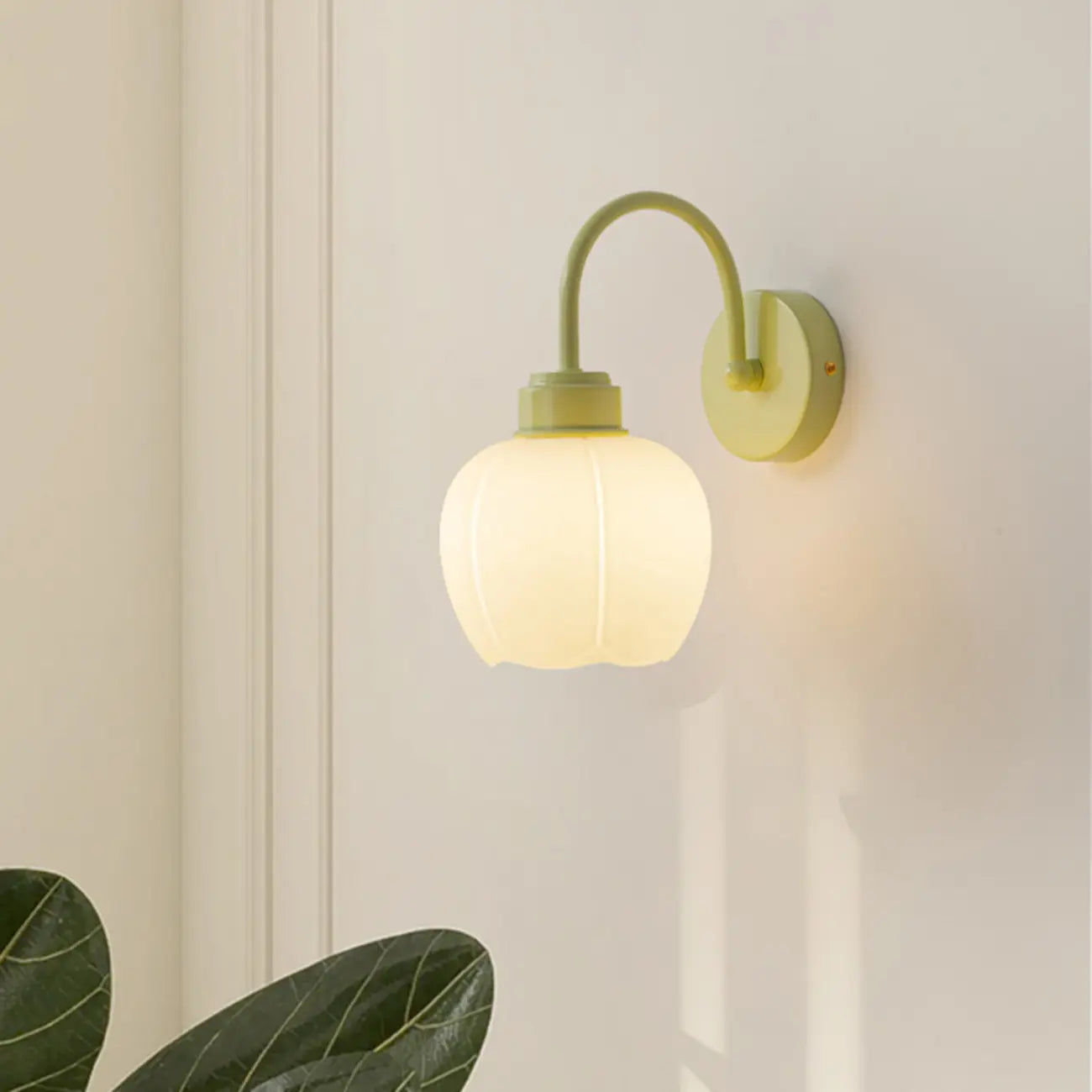 Applique a globo a LED moderna da 10 a 14 pollici per l'arredamento della camera da letto