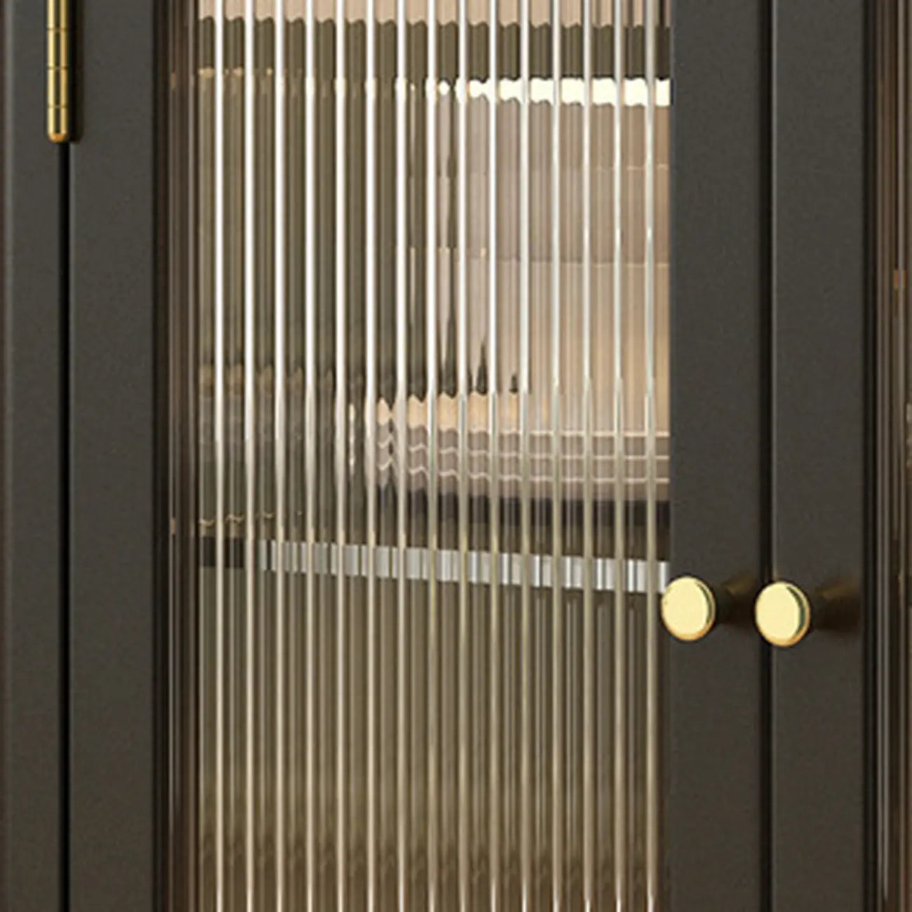 Armoire de rangement traditionnelle en bois noir cannelé et verre transparent