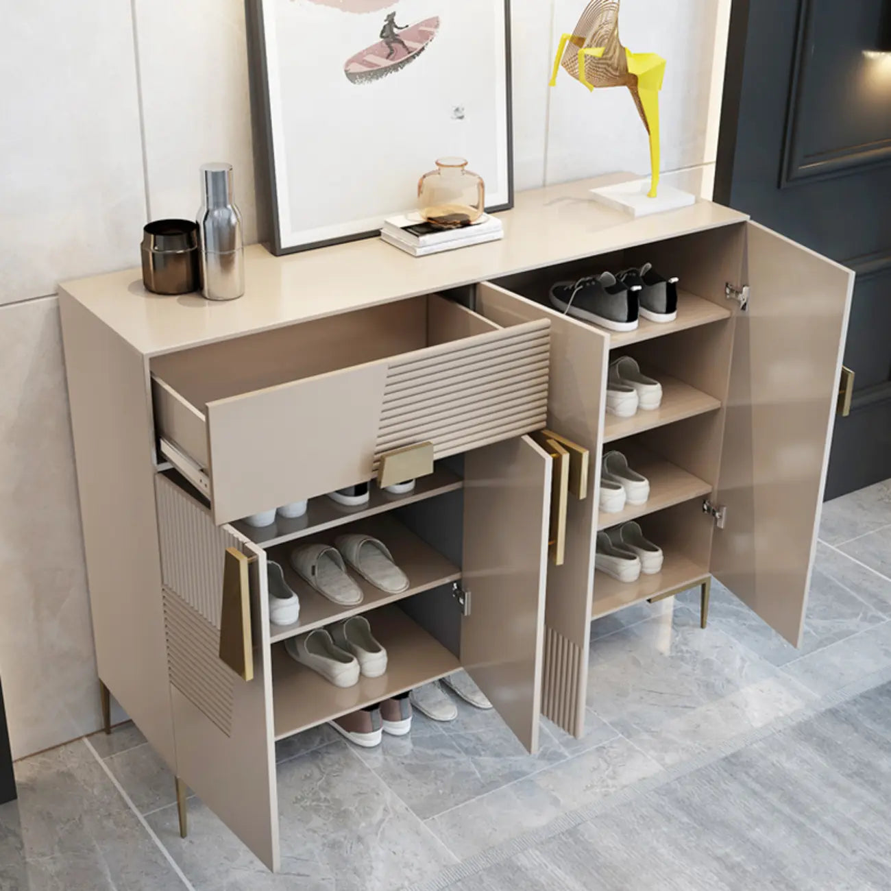 Élégant meuble à chaussures d'entrée cannelé avec tiroir