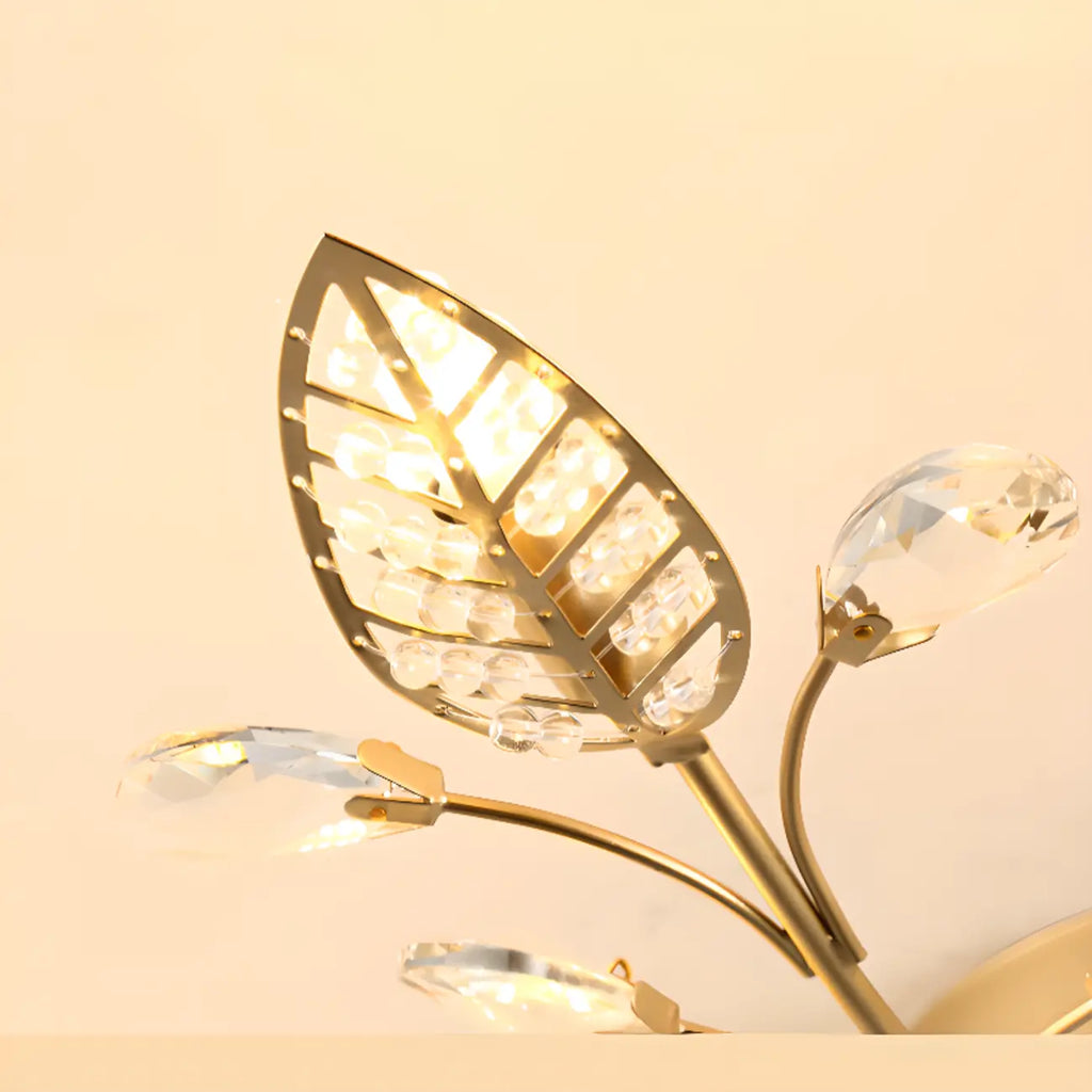 Plafonnier semi-encastré élégant en cristal à branches dorées