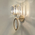 Applique murale élégante en métal doré lisse et cristal
