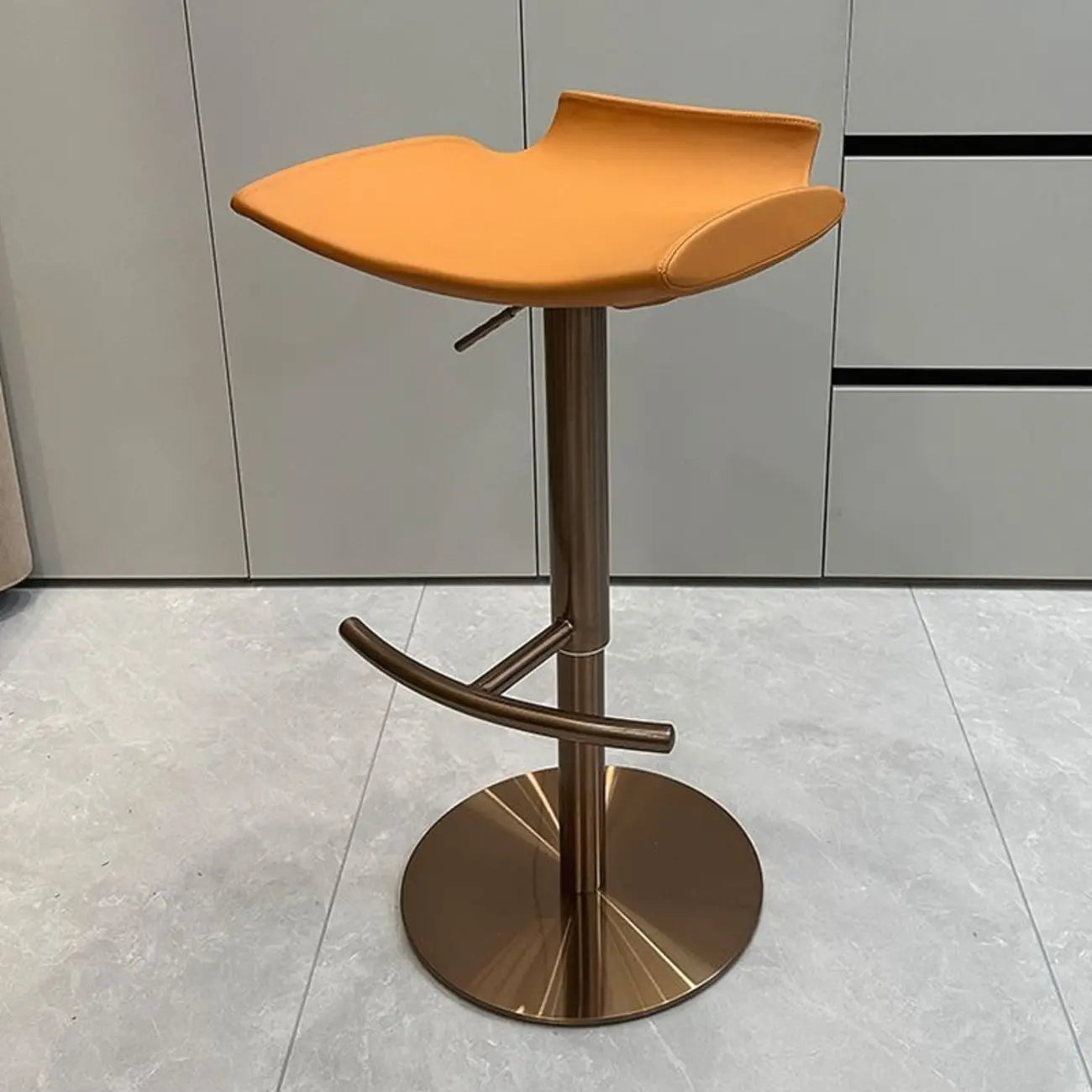 Tabourets de bar pivotants modernes réglables en similicuir
