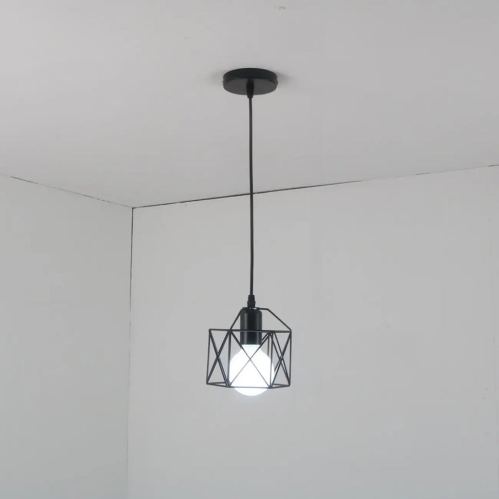 Suspension industrielle noire à 1/3 lumière pour îlot de cuisine