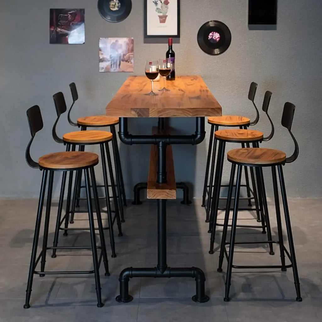 Tables de bar industrielles en bois brun avec plateau fixe et pieds en métal