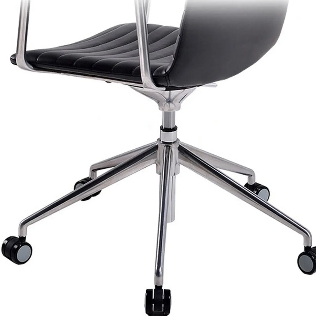 Chaise de bureau pivotante réglable en cuir noir et métal, moderne et élégante