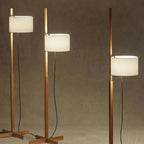 Lampadaire moderne en bois avec abat-jour en tissu, à brancher, pour salon